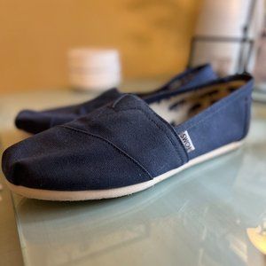 EUC Navy Blue Toms Size 10